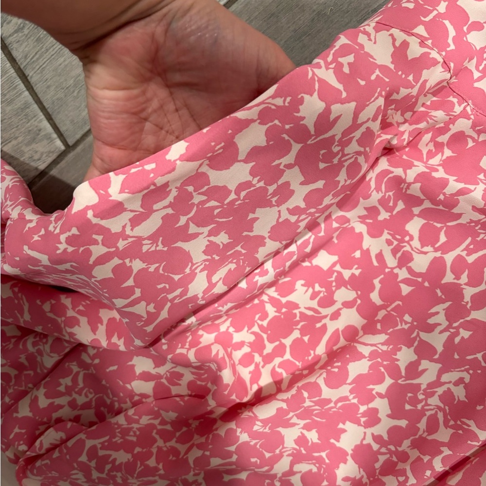 1. State Tiered Bubble Sleeve Dress in Pink & White with Pockets Size Medium - Picture 7 of 12